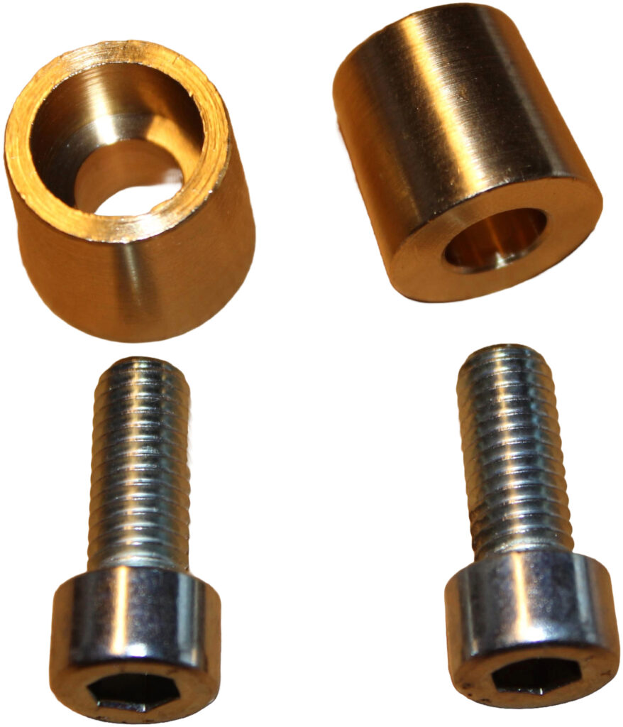 Polsett messing Ø17/Ø19 med 8 mm skruer umbraco (fra M8 til rund pol) sett 2 stk