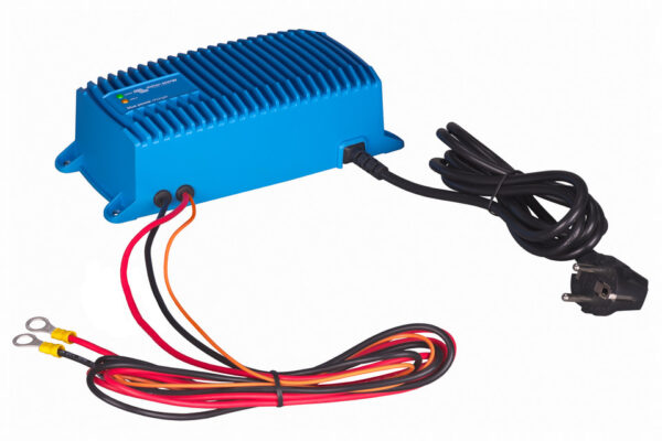 6269c9ab-ffbc-4d76-a392-0d8ab5a45917 VICTRON Blue Smart IP67 Batterilader 24V 12A m/Bluetooth BPC241213006