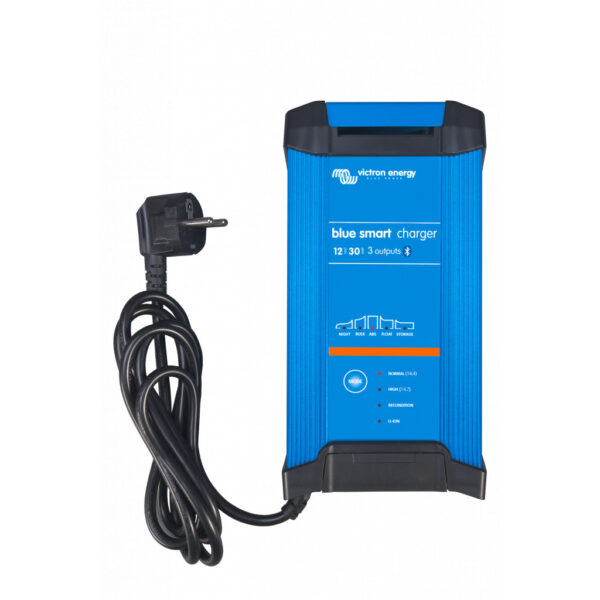6972d7ad-1d13-437f-9a6b-56b3bd2452b1 VICTRON Blue Smart IP22 Batterilader 12V 30A 3-kanaler (BPC123044002)