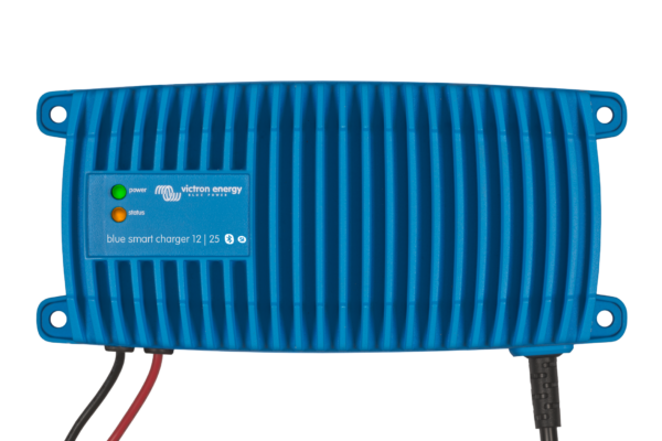 Blue-Smart-IP67-Charger-12-25_top VICTRON Blue Smart IP67 Batterilader 12V 25A m/Bluetooth