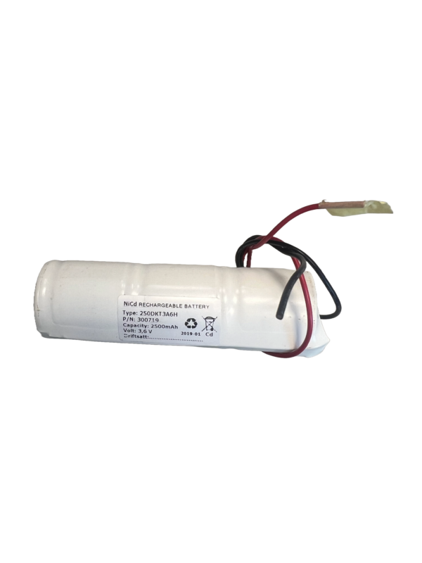 IMG_6617 3,6V - 2200mAh - Ni-Cd STAV - 113 x 33 - 1/2D - Kun kabel