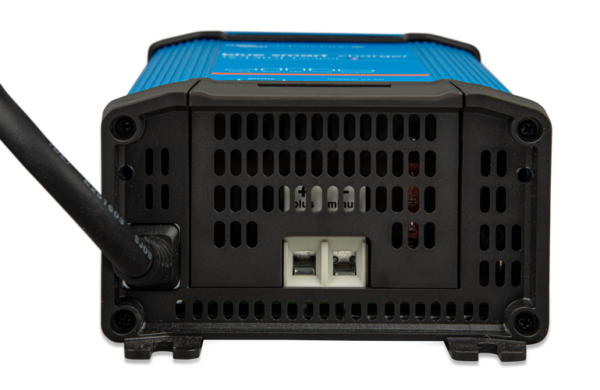 VICTRON Blue Smart IP22 Batterilader 12V 20A 1-kanal